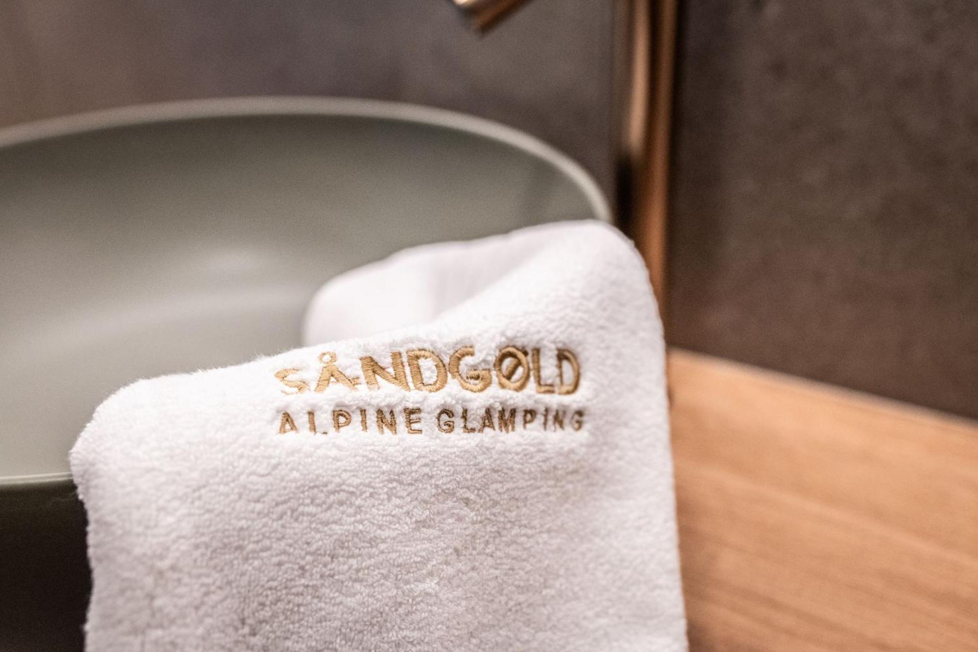 Sandgold Alpine Glamping Кампо Турес Екстериор снимка